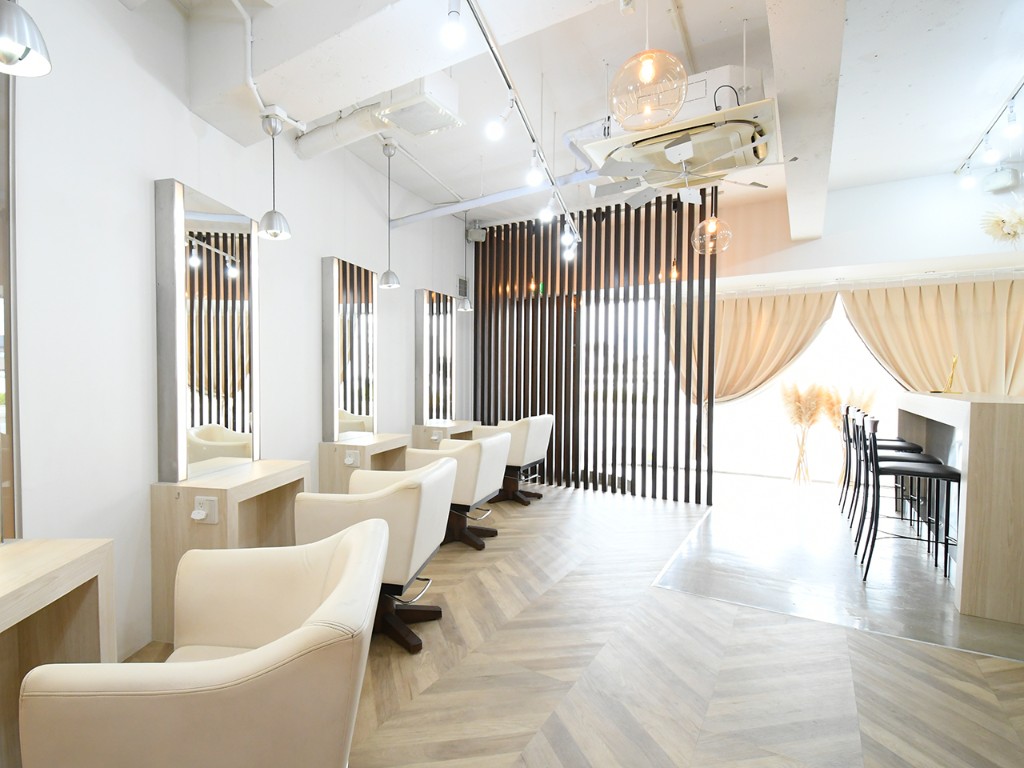hair salon Reis 店内